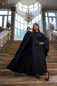 عباية سوداء عاكسة