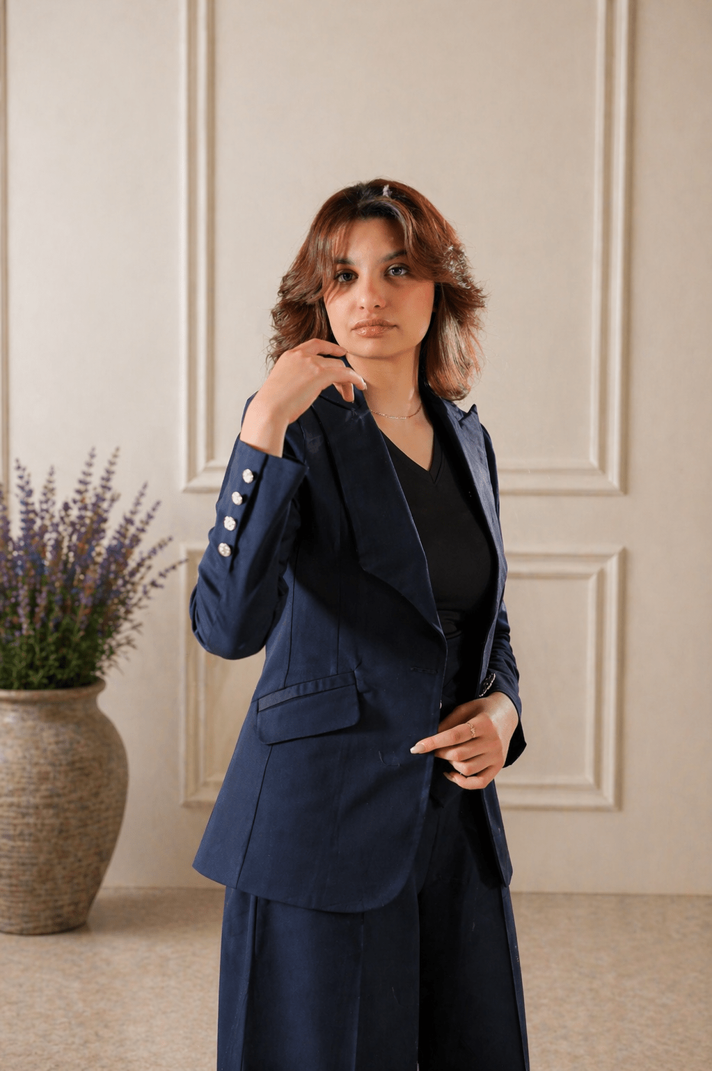 Image of Azora Suit Blazer - Larin