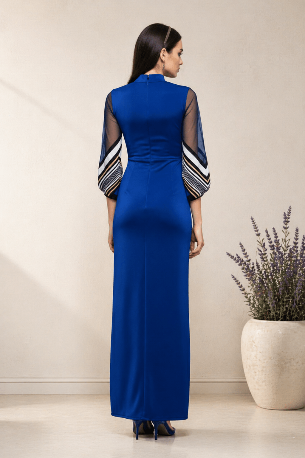Image of Blue Empress - Larin