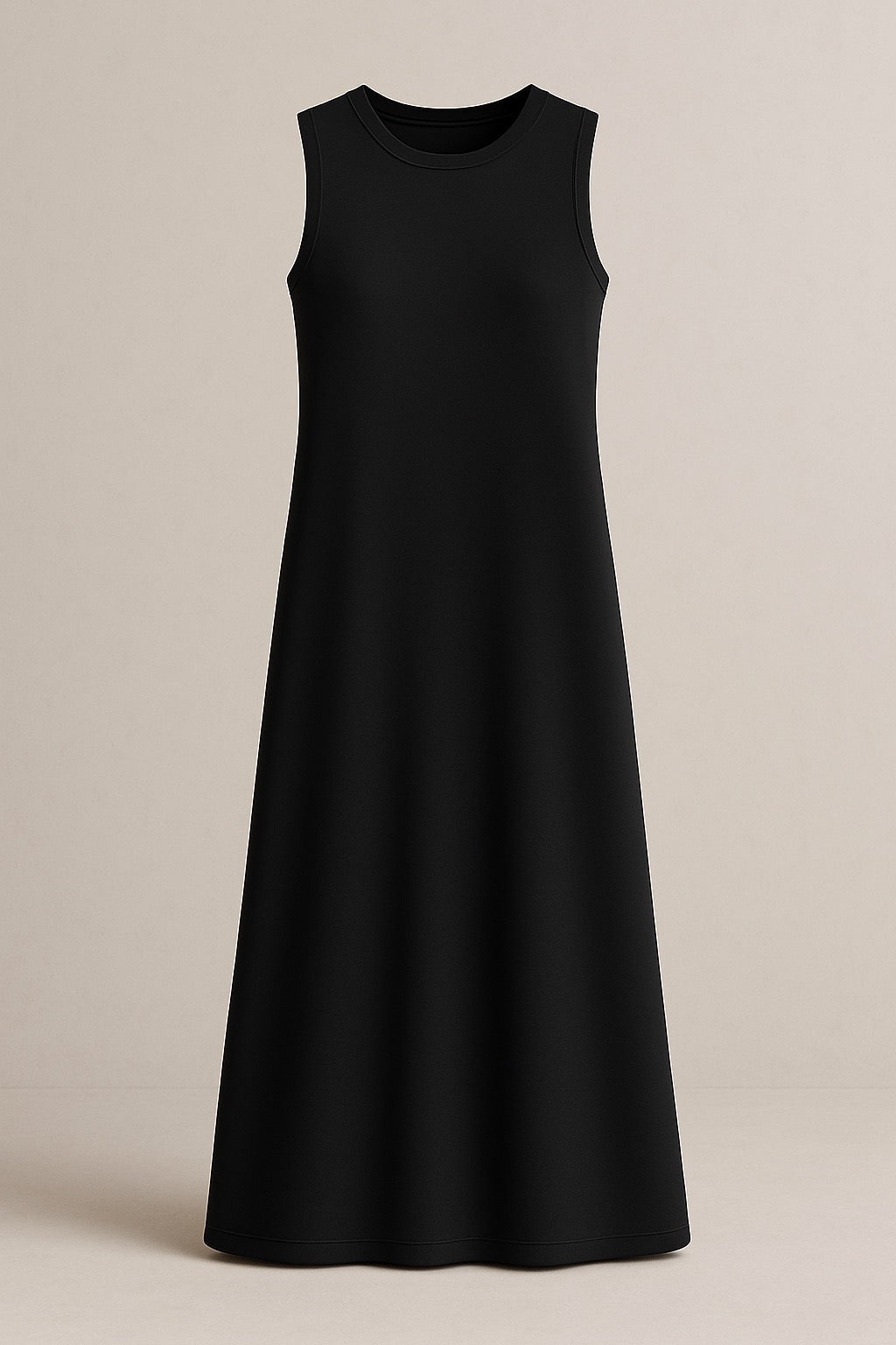 Image of Cut Basic Black - Larin