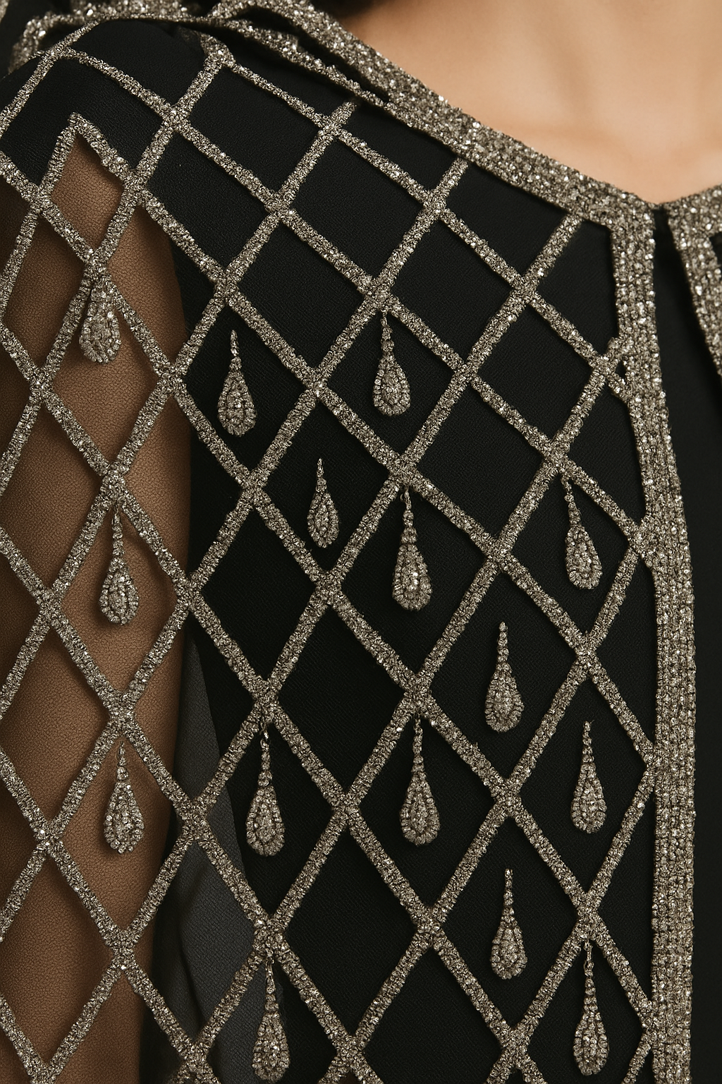 Image of عباءة مطرزة مميزة – حضور لافت