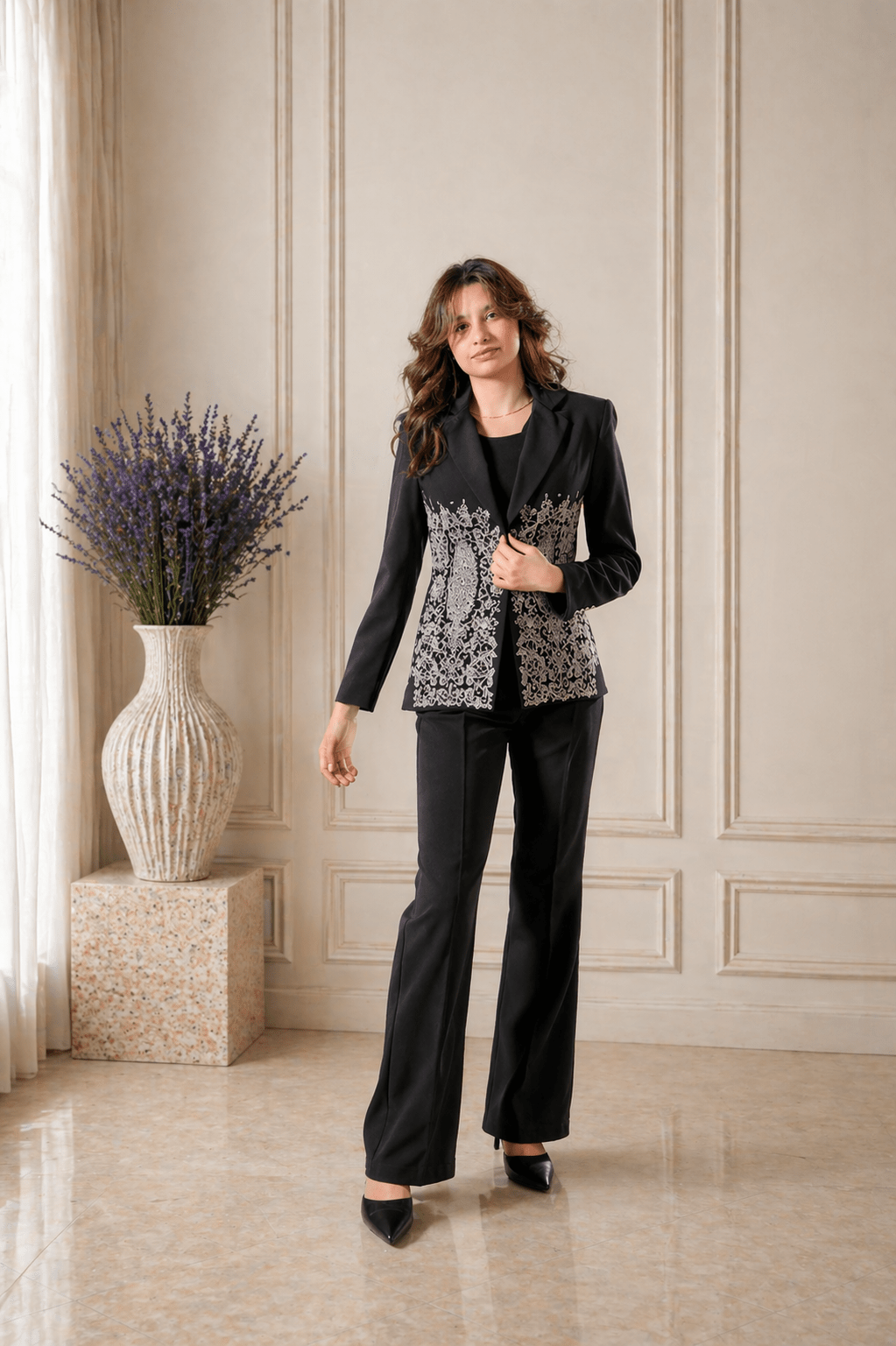 Image of Queen Black Pants - Larin