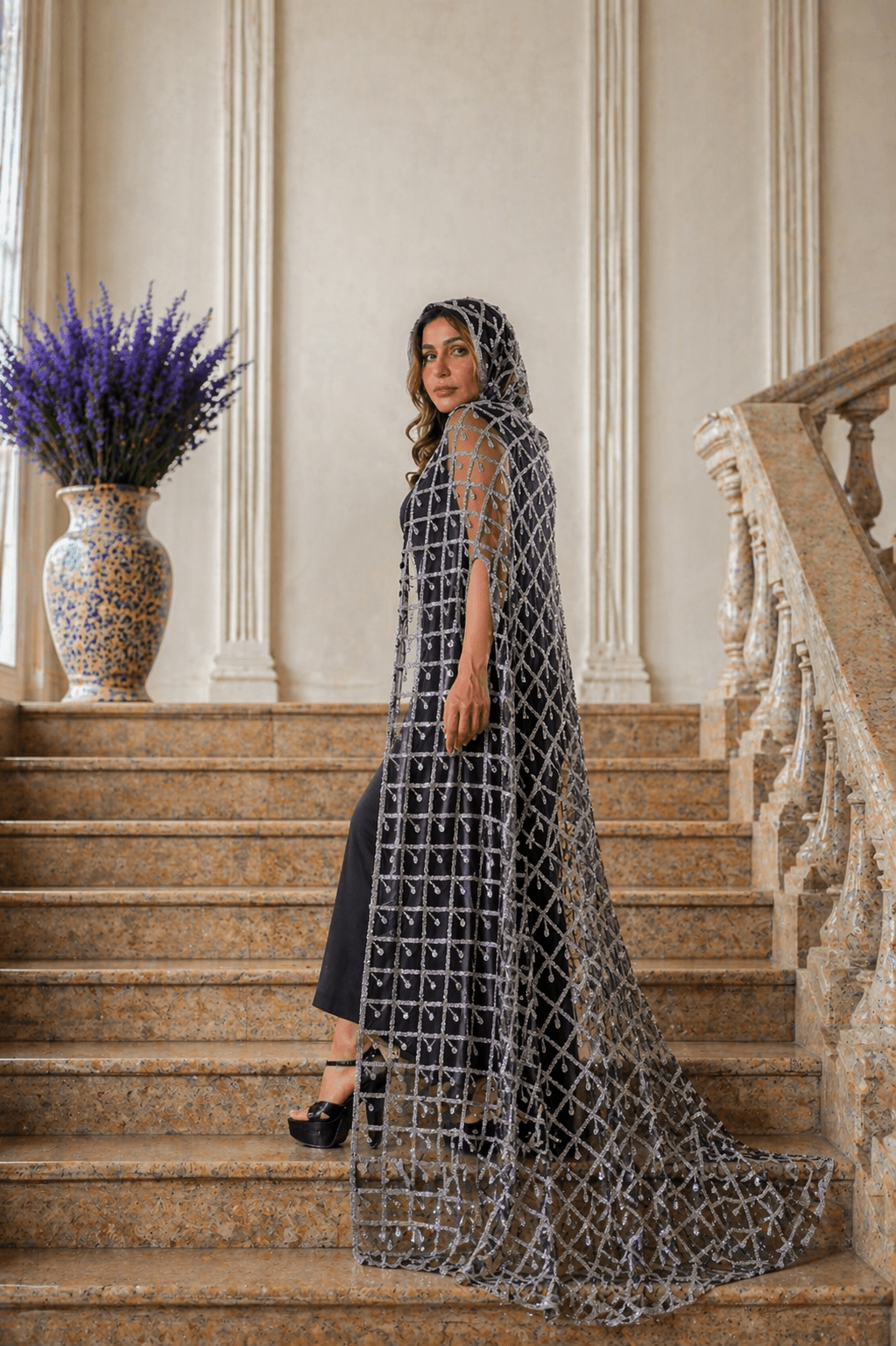 Image of Queen Elite Abaya - Larin